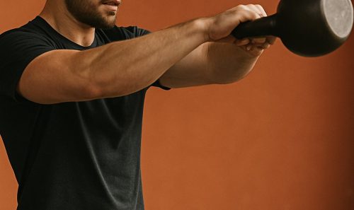 Manfaat 100 Kettlebell Swing setiap Hari